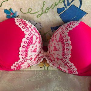 Victoria's Secret Miraculous Plunge 34C Pink